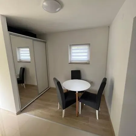 Aparthouse Bilic - Terrace Apartamento *